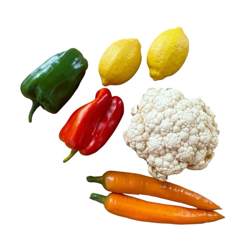 Vintage Plastic Vegetable Set - Set of 7 Veggies
